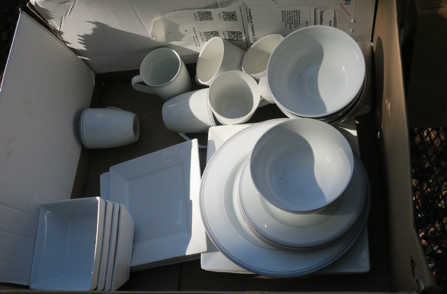 Plates Plates
