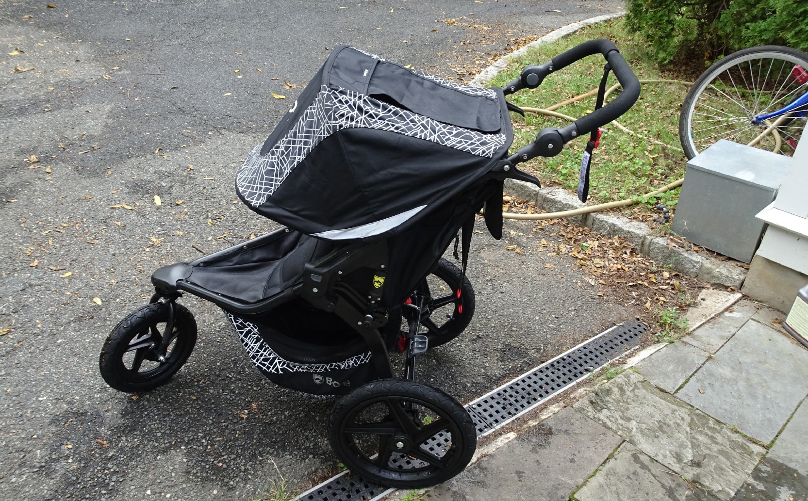BOB Jogging Stroller BOB Jogging Stroller