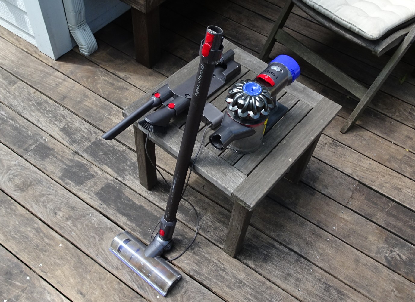 Dyson V7 Vacuum