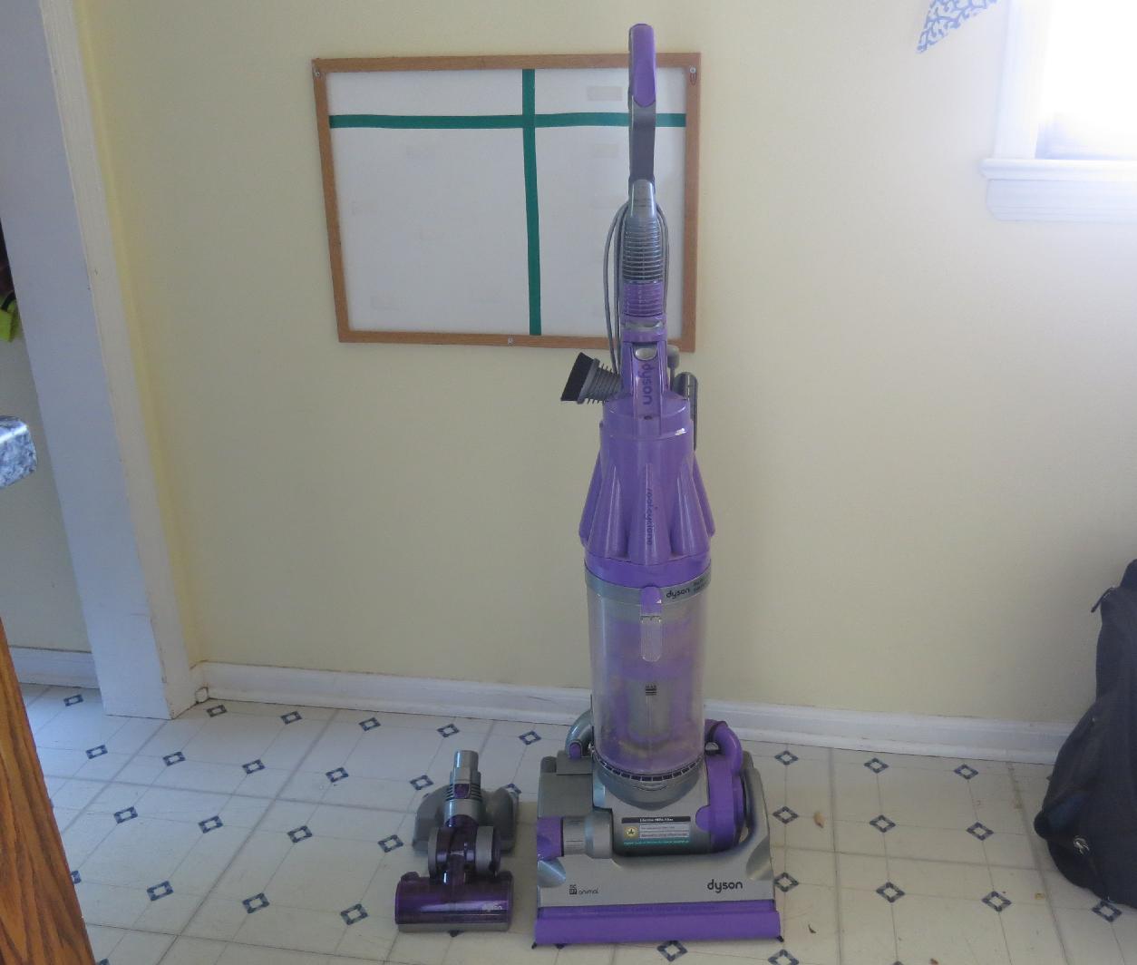 Dyson Vacuum Dyson Vacuum
