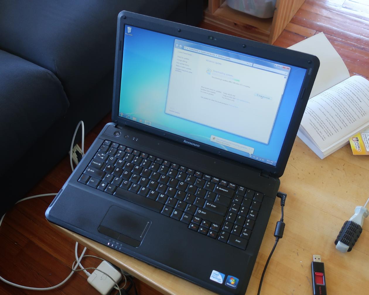 Lenovo G550 Laptop Lenovo G550 Laptop