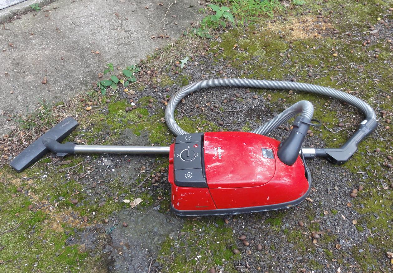 Miele Vacuum Cleaner Miele Vacuum Cleaner