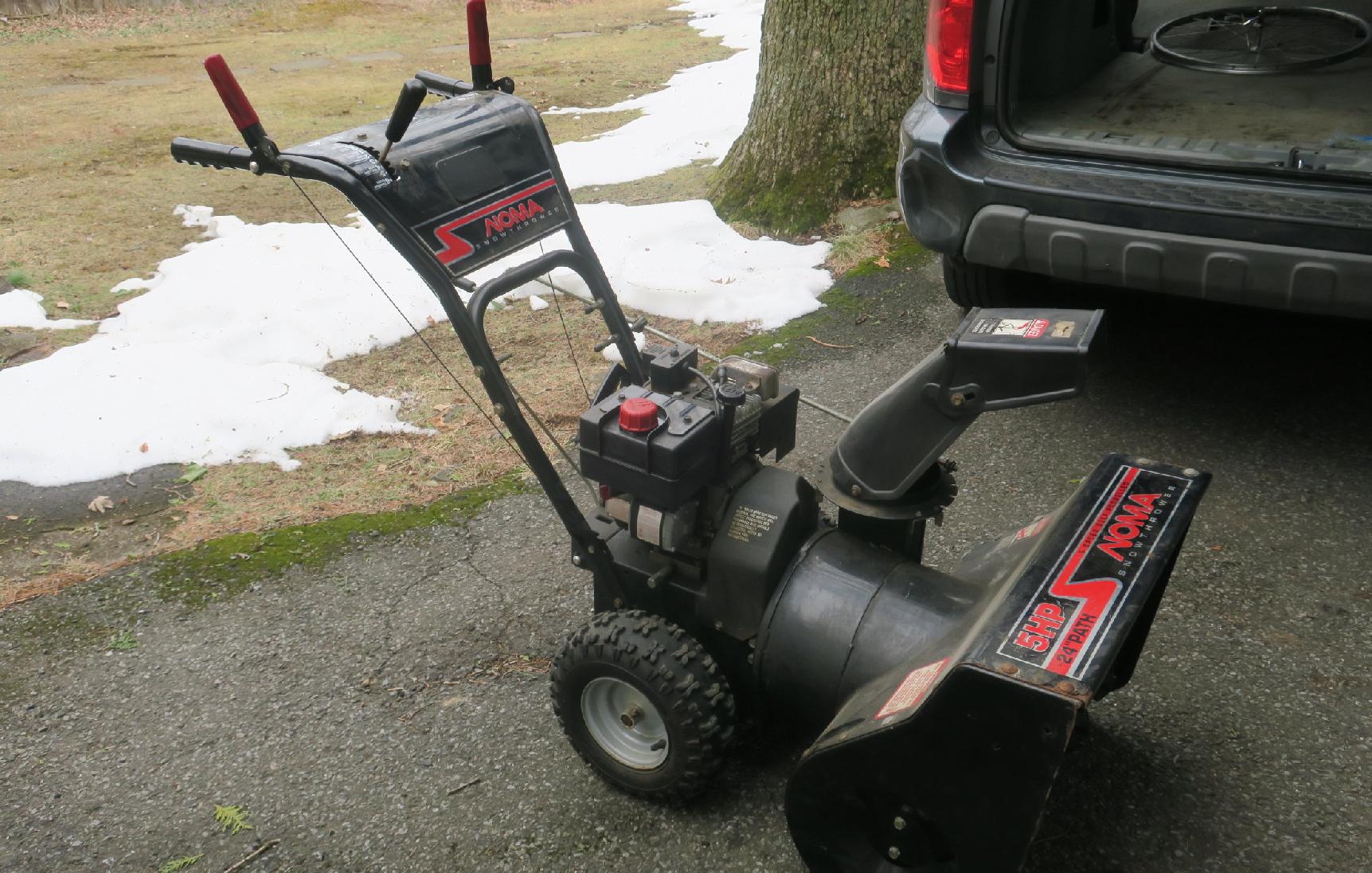 Snowblower Snowblower