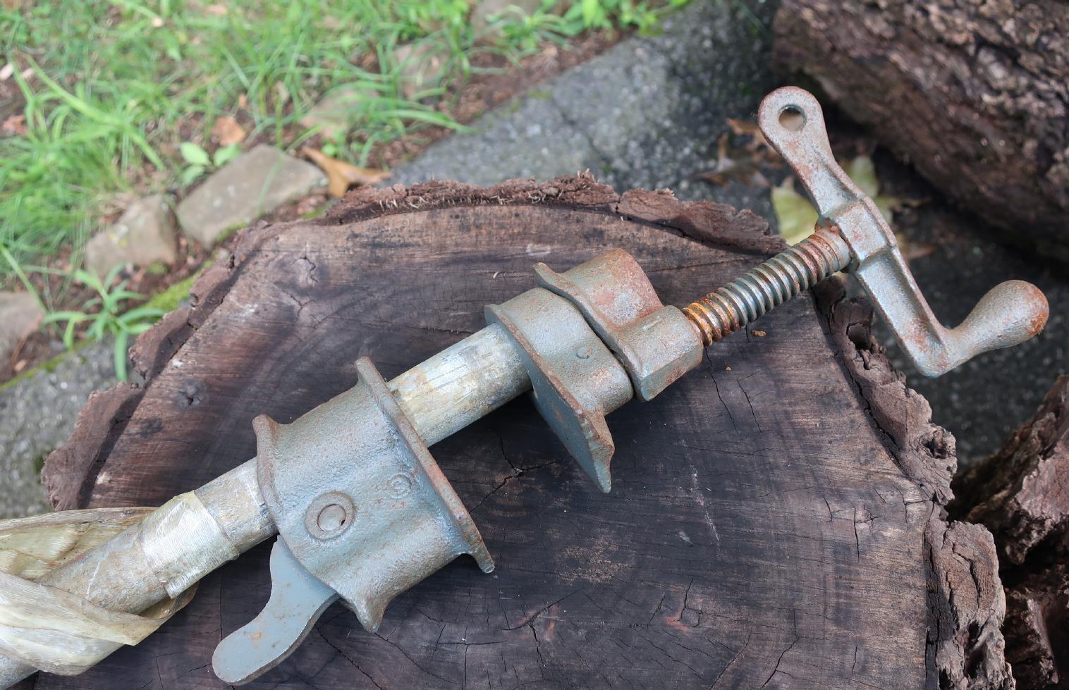 Clamp Clamp