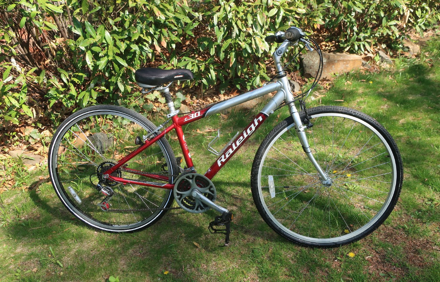 Raleigh C30 Hybrid Raleigh C30 Hybrid