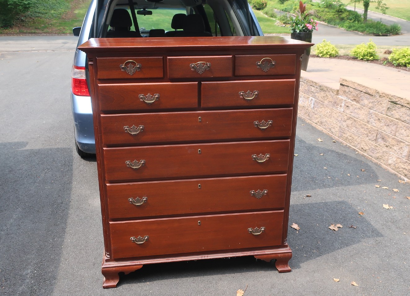 Dresser Dresser