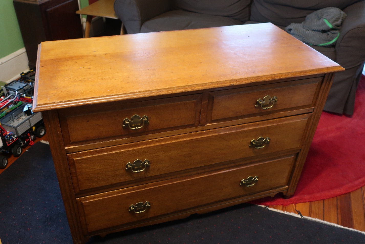 Dresser Dresser